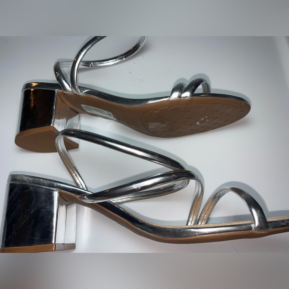 AREZZO NWOT or Box Silver Women's Sandal Pumps - Picture 5 of 7